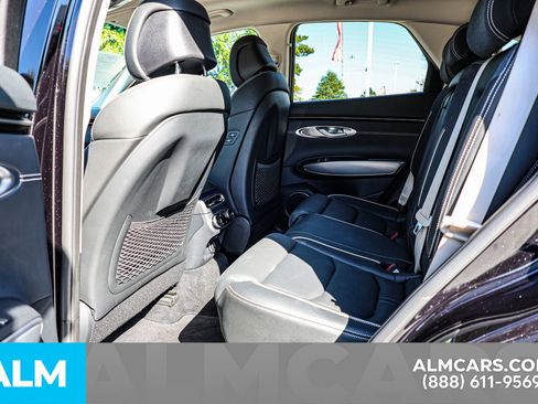 Used 2024 Genesis Electrified GV70 Advanced image 19