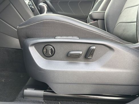 Used 2024 Volkswagen Tiguan SEL R-Line w/ MDO Package, Two-Row AWD/4WD image 22