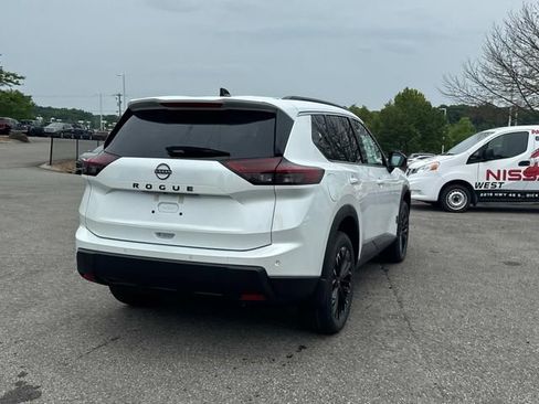 New 2026 Nissan Rogue Dark Armor FWD image 4