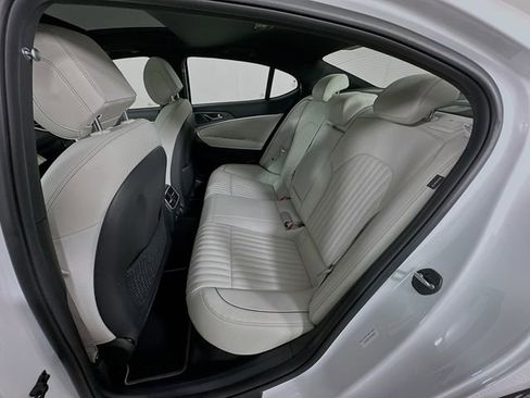 Used 2025 Genesis G70 2.5T w/ Sport Prestige Package image 25