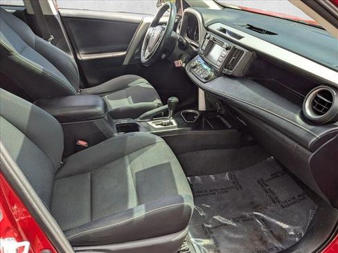 Used 2016 Toyota RAV4 XLE image 19