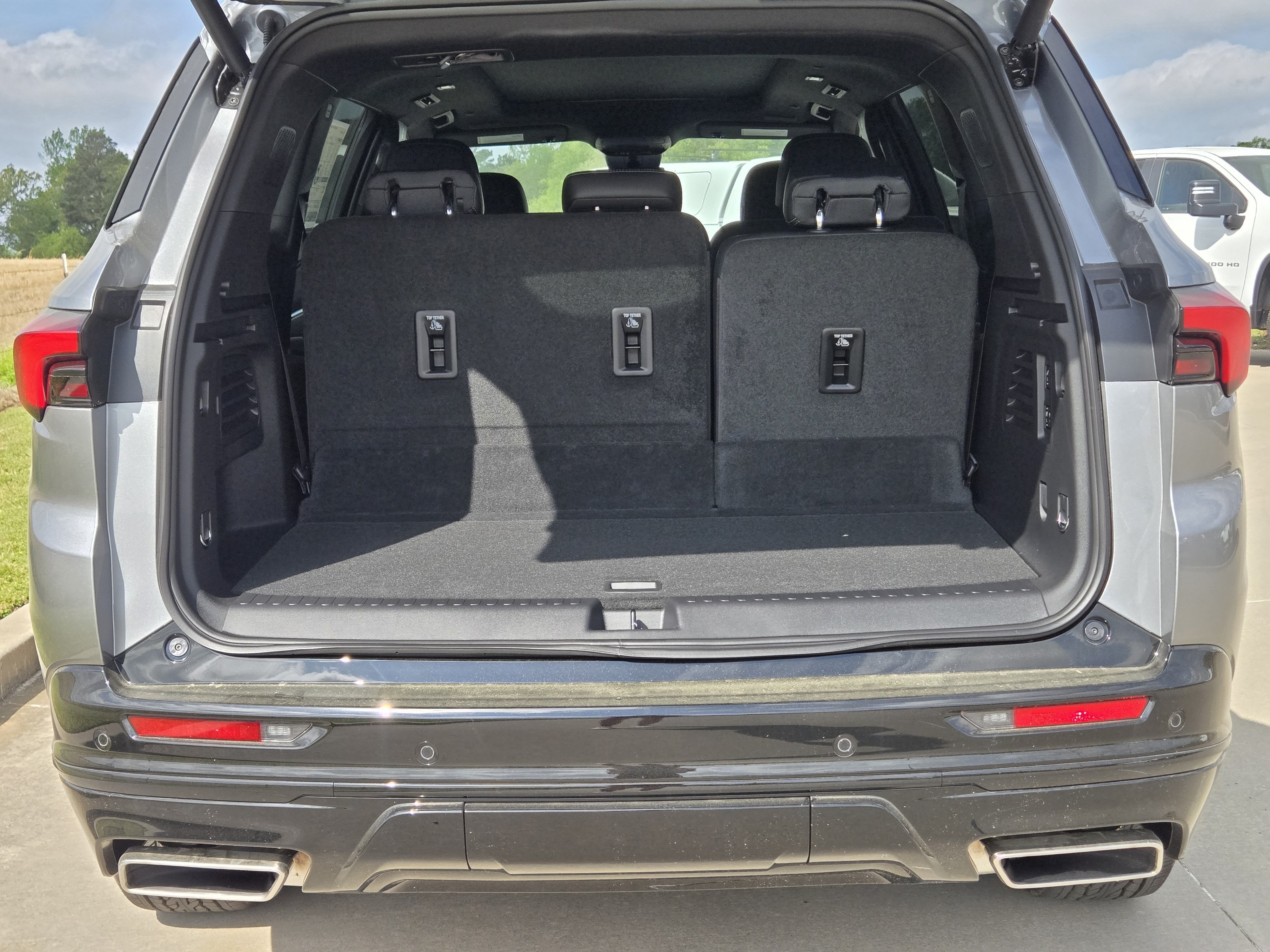 New 2026 Buick Enclave Sport Touring w/ Super Cruise Package FWD image 7