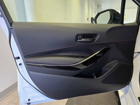 Used 2025 Toyota Corolla Premium Plus image 26