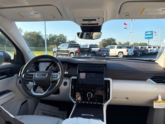 New 2027 GMC Acadia Denali FWD image 17