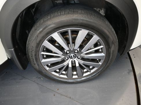 Used 2023 Nissan Pathfinder SL w/ SL Premium Package image 30