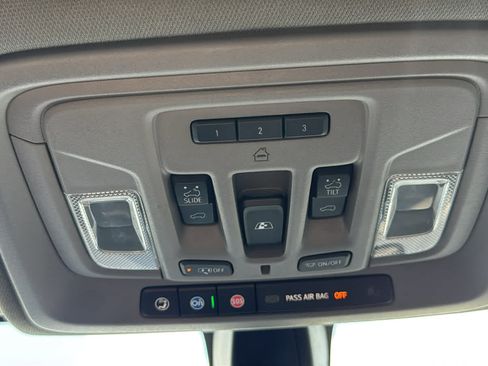 Used 2021 Chevrolet Silverado 1500 LT Trail Boss w/ Convenience Package II AWD/4WD image 23