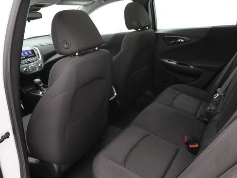 Used 2024 Chevrolet Malibu LT image 11