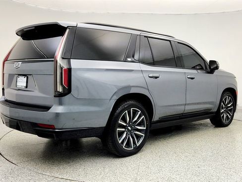 Used 2021 Cadillac Escalade Sport w/ Driver Assist Tech Package image 5