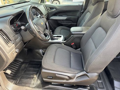 Used 2022 Chevrolet Colorado LT w/ Fleet Safety Package image 20