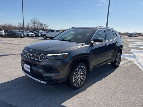 Used 2022 Jeep Compass Limited w/ Elite Group image 7