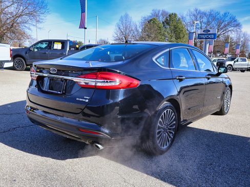 Used 2018 Ford Fusion SE w/ Equipment Group 602A image 5