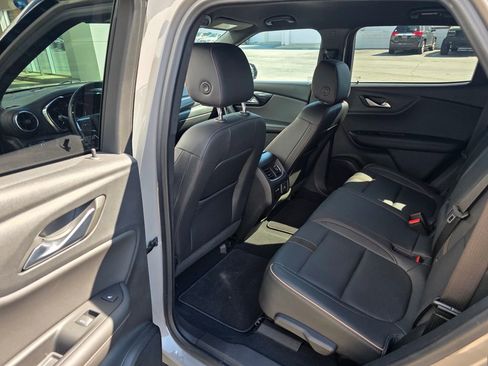 Used 2022 Chevrolet Blazer Premier w/ Enhanced Convenience Package image 14