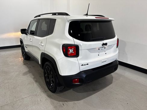 Used 2023 Jeep Renegade Altitude AWD/4WD image 39