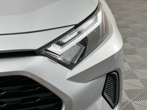 Used 2023 Toyota RAV4 LE AWD/4WD image 9