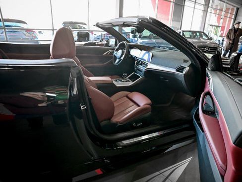 Used 2023 BMW 440i xDrive Convertible w/ M Carbon Exterior Package image 21