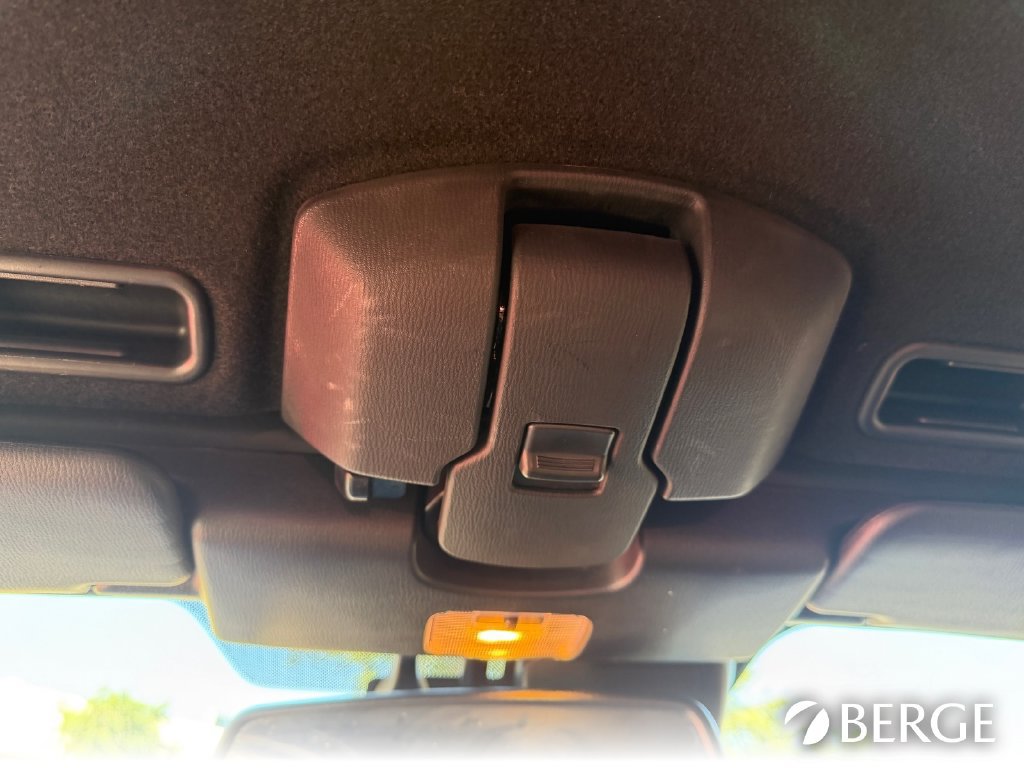 Used 2022 MAZDA MX-5 Miata Grand Touring RWD image 36