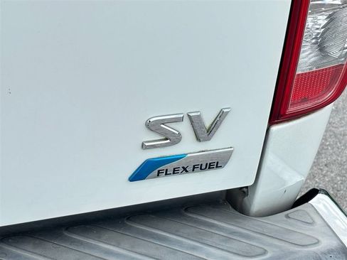 Used 2017 Nissan Frontier SV RWD image 5