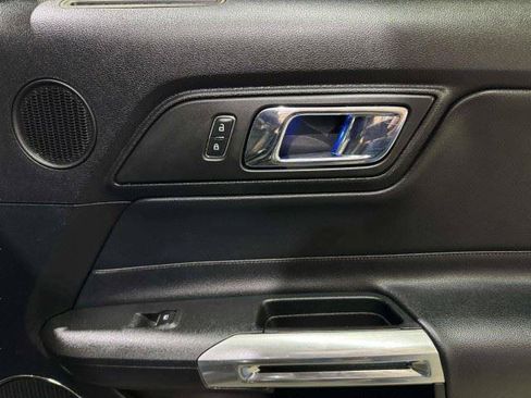 Used 2016 Ford Mustang Premium RWD image 41