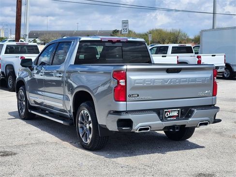 Used 2024 Chevrolet Silverado 1500 High Country w/ Technology Package image 5
