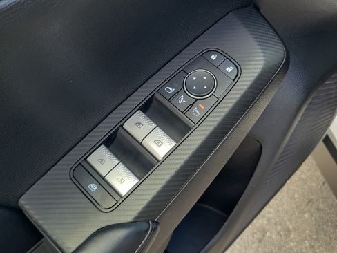 Used 2024 Mitsubishi Outlander SE FWD image 29
