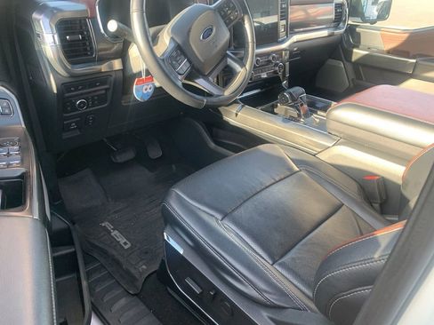 Used 2022 Ford F150 Lariat image 10