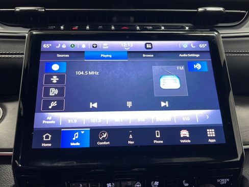 Used 2024 Jeep Grand Cherokee L Limited w/ Luxury Tech Group II AWD/4WD image 31