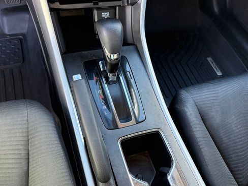 Used 2014 Honda Accord LX image 24