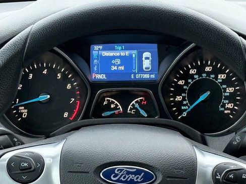 Used 2014 Ford Focus SE FWD image 26