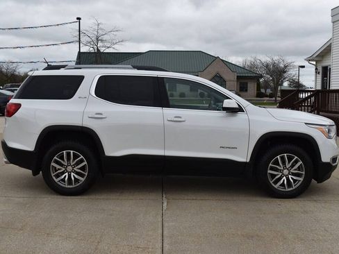 Used 2019 GMC Acadia SLE AWD/4WD image 2