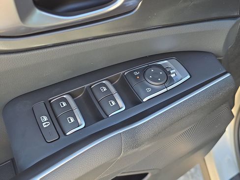 New 2026 Kia Sorento LX image 21