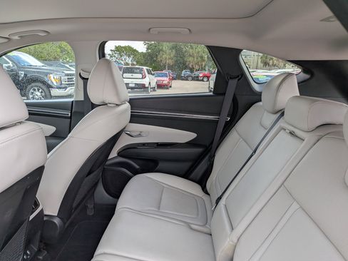 Used 2022 Hyundai Tucson Limited FWD image 15