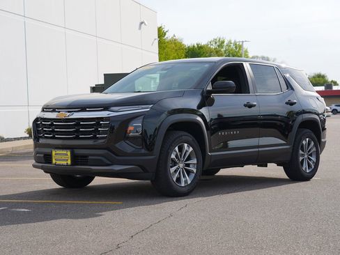 Used 2025 Chevrolet Equinox LT AWD/4WD image 7