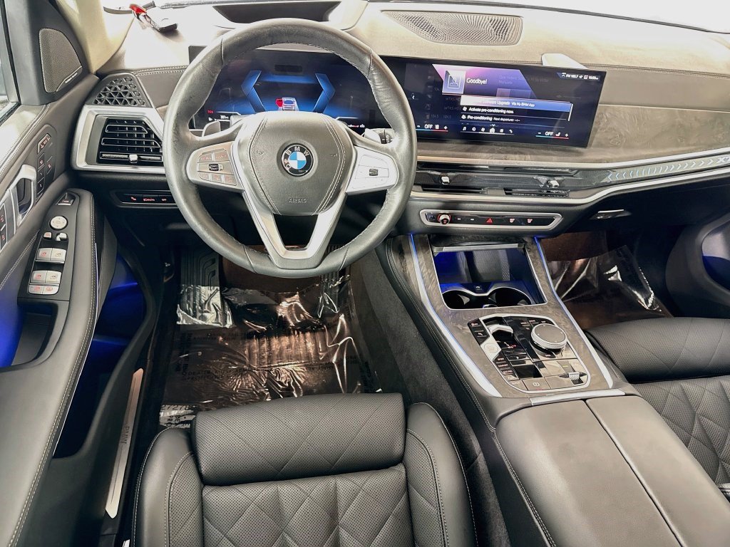 Used 2026 BMW X7 xDrive40i AWD/4WD image 16