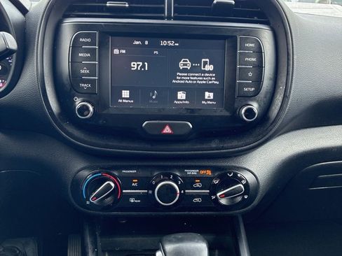 Used 2021 Kia Soul GT-Line image 11