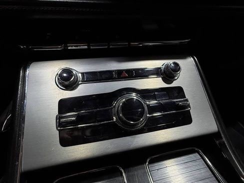Used 2021 Lincoln Aviator AWD image 62