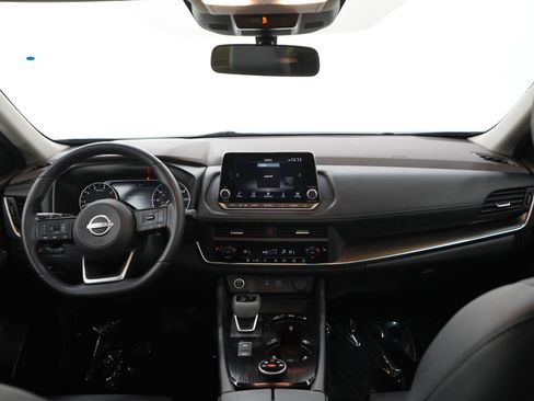 Used 2023 Nissan Rogue SV w/ SV Premium B Package AWD/4WD image 13