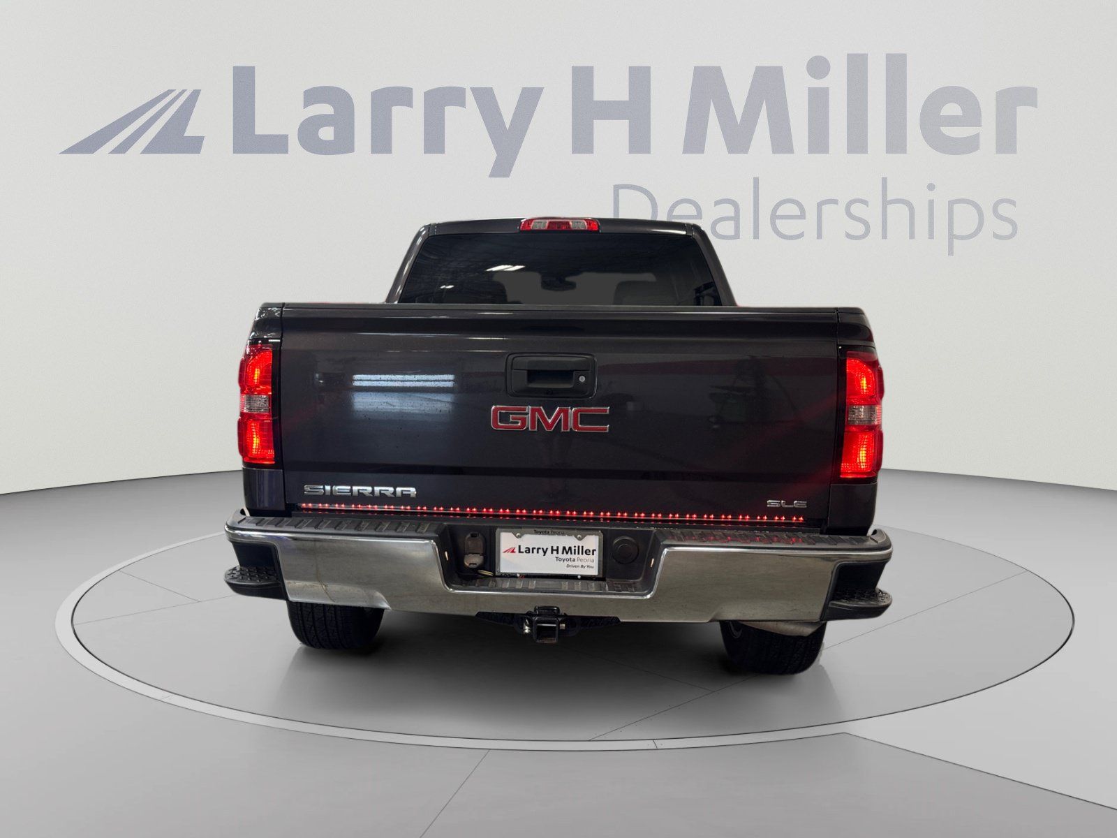 Used 2014 GMC Sierra 1500 SLE w/ SLE Value Package RWD image 4