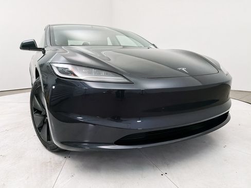 Used 2024 Tesla Model 3 Standard Range RWD image 2