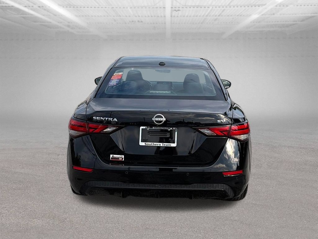 Used 2024 Nissan Sentra SV FWD image 5