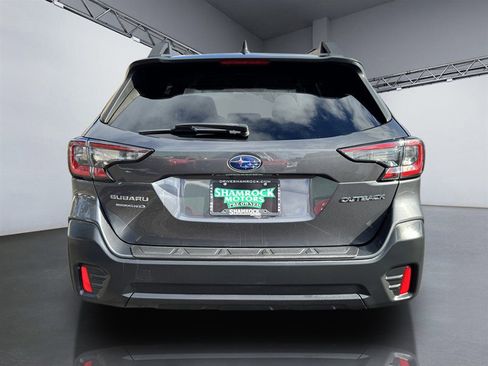 Used 2021 Subaru Outback Premium image 6