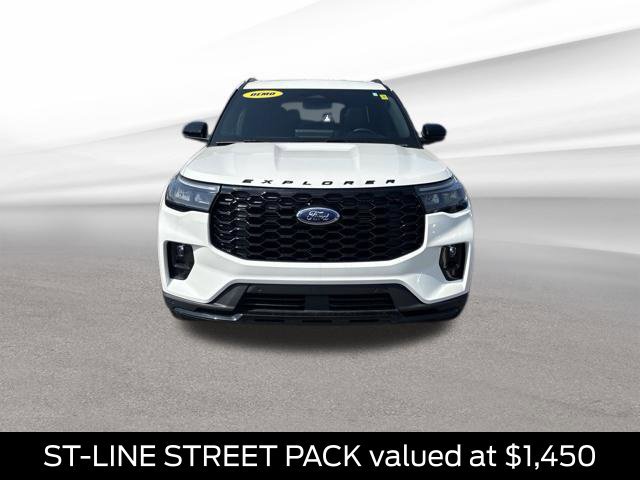New 2026 Ford Explorer ST-Line w/ ST-Line Street Pack AWD/4WD image 4