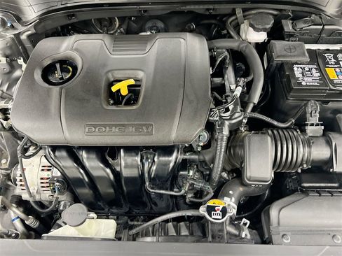 Used 2024 Kia Forte LXS w/ LXS Technology Package image 24