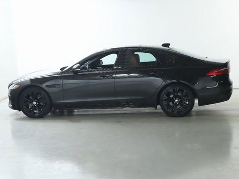 Used 2024 Jaguar XF R-Dynamic SE image 4