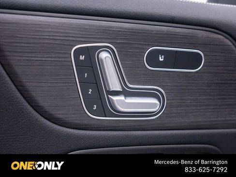 Certified 2023 Mercedes-Benz GLB 250 4MATIC image 14