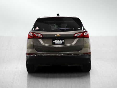 Used 2018 Chevrolet Equinox LT image 4