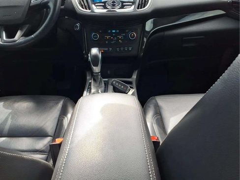 Used 2018 Ford Escape Titanium FWD image 10