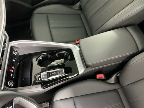 Used 2025 Audi Q5 Premium Plus w/ Premium Plus image 17