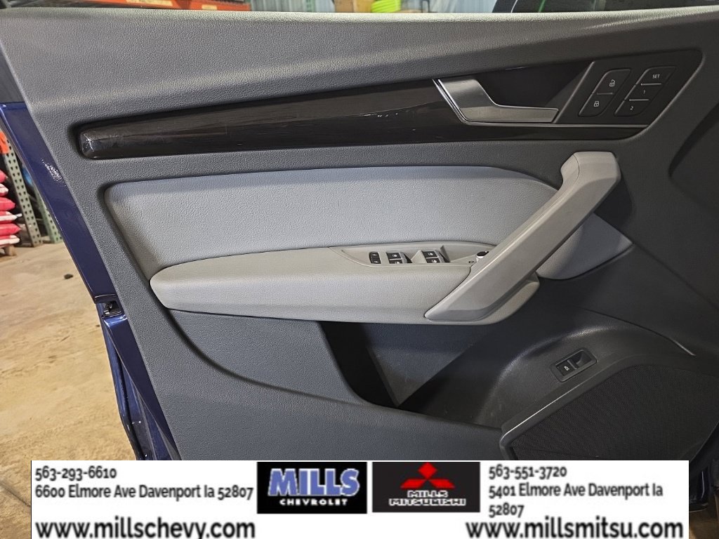 Used 2020 Audi Q5 2.0T Premium w/ Convenience Package AWD/4WD image 20