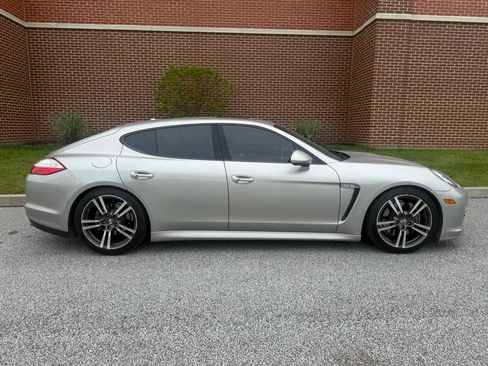 Used 2011 Porsche Panamera image 17