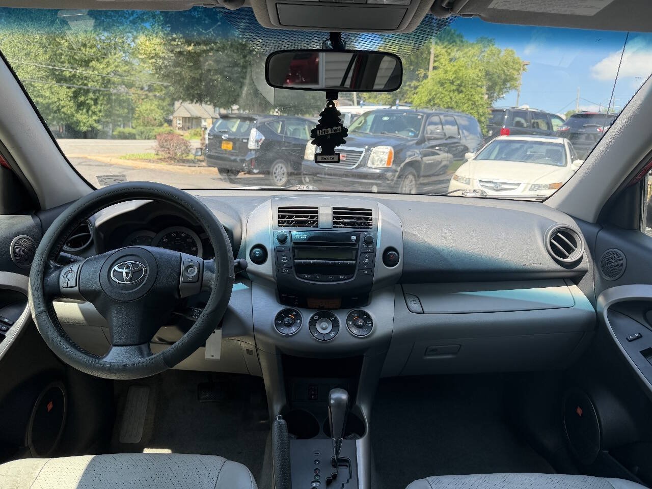Used 2008 Toyota RAV4 Limited AWD/4WD image 17